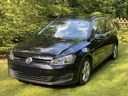 Schwarz Gebraucht 2015 VW Golf VII Trendline Kombi | 5.850 € (Etwas zu teuer)