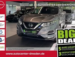 Grau Gebraucht 2018 Nissan Qashqai N-Connecta SUV | 15.980 € (Fairer Preis)