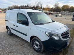 Weiß Gebraucht 2017 Mercedes Citan 108 Van / Kleinbus | 8.900 € (Fairer Preis)