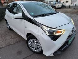 Weiß Gebraucht 2019 Toyota Aygo Kleinwagen | 7.990 € (Fairer Preis)