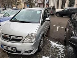 Grau Gebraucht 2007 Opel Meriva Van / Kleinbus | 1.750 € (Guter Preis)