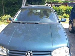 Blau Gebraucht 2001 VW Golf IV Kombi | 1.099 €