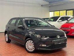 Grau Gebraucht 2016 VW Polo Trendline Limousine | 6.990 € (Guter Preis)