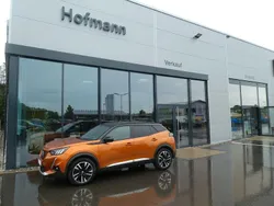 Orange Gebraucht 2021 Peugeot e-2008 GT SUV | 15.950 € (Guter Preis)