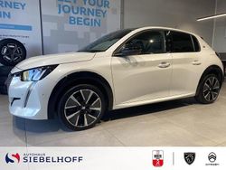 Perlmutt weiß Gebraucht 2021 Peugeot e-208 GT Kleinwagen | 15.650 € (Fairer Preis)