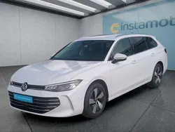 Weiß Gebraucht 2024 VW Passat Kombi | 36.449 € (Superpreis)