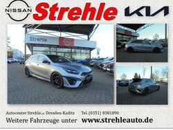 Lunarsilber metallic Gebraucht 2024 Kia Ceed GT Comfort Limousine | 28.350 € (Fairer Preis)