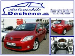 Navachorot perleffekt (metallic) Gebraucht 2012 Toyota Auris Travel Limousine | 7.950 € (Teuer)