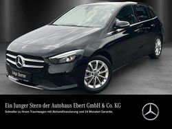 Schwarz Gebraucht 2022 Mercedes B250e Business Van / Kleinbus | 27.770 € (Guter Preis)