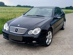 Schwarz Gebraucht 2006 Mercedes CL180 Coupé | 3.900 € (Fairer Preis)