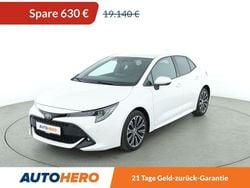 Weiß Gebraucht 2021 Toyota Corolla Team Limousine | 18.510 € (Fairer Preis)