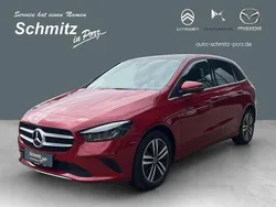 Rot Gebraucht 2022 Mercedes B250e Van / Kleinbus | 24.880 € (Fairer Preis)
