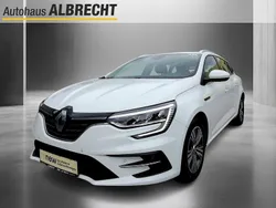 Arktisweiß Gebraucht 2022 Renault Mégane IV Equilibre Kombi | 19.490 € (Guter Preis)