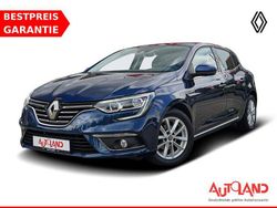 Blau Gebraucht 2017 Renault Mégane IV Intens Limousine | 12.490 € (Teuer)