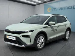 Grün Gebraucht 2025 Skoda Elroq SUV | 35.749 € (Fairer Preis)