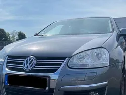 Grau Gebraucht 2007 VW Jetta Comfortline Limousine | 3.500 € (Fairer Preis)