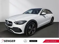 Weiß Gebraucht 2024 Mercedes C220 Avantgarde Limousine | 44.780 € (Fairer Preis)
