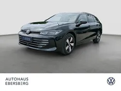 Schwarz Neu 2025 VW Passat Business Limousine | 51.820 € (Fairer Preis)