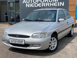 Silber Gebraucht 1998 Ford Escort Limousine | 3.950 € (Teuer)