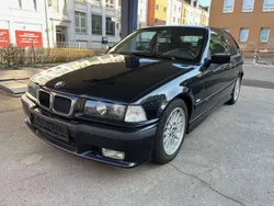 Schwarz Gebraucht 1999 BMW 323 Compact Kleinwagen | 7.990 € (Teuer)