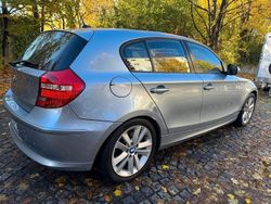 Blau Gebraucht 2011 BMW 118 Sport Line Kleinwagen | 8.100 € (Fairer Preis)