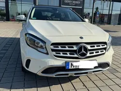 Weiß Gebraucht 2017 Mercedes GLA180 SUV | 14.800 € (Fairer Preis)