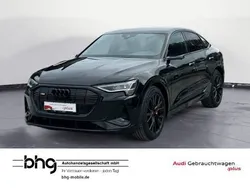 Mythosschwarz metallic Gebraucht 2022 Audi e-tron Sportback S-Line SUV | 34.550 € (Guter Preis)