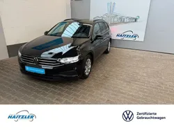 Deep black perleffekt (metallic) Gebraucht 2023 VW Passat Basis Kombi | 27.980 € (Superpreis)