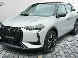 Grau Gebraucht 2024 DS Automobiles DS3 | 27.970 €