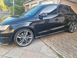 Schwarz Gebraucht 2015 Audi S1 Sportback Kleinwagen | 18.900 €