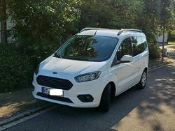 Weiß Gebraucht 2019 Ford Tourneo Courier Van / Kleinbus | 11.500 € (Fairer Preis)