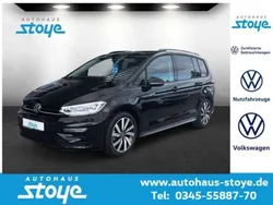 Deep black perleffekt Gebraucht 2024 VW Touran R-line Van / Kleinbus | 38.990 € (Fairer Preis)