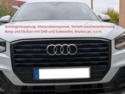 Weiß Gebraucht 2019 Audi Q2 Design SUV | 17.900 € (Guter Preis)