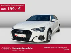 Weiß Gebraucht 2022 Audi A3 Sportback e-tron Limousine | 23.440 € (Guter Preis)