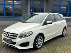 Weiß Gebraucht 2016 Mercedes B180 Van / Kleinbus | 10.950 € (Guter Preis)