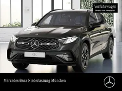 Grau Gebraucht 2025 Mercedes GLC200 AMG SUV | 52.900 € (Superpreis)