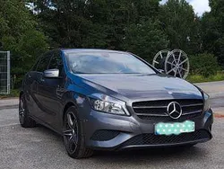 Grau Gebraucht 2014 Mercedes A180 Urban Limousine | 10.900 € (Fairer Preis)