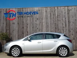 Silber Gebraucht 2012 Opel Astra Limousine | 5.250 € (Guter Preis)