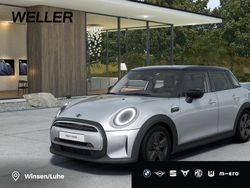 Weiss Gebraucht 2022 Mini Cooper Kleinwagen | 24.400 € (Etwas zu teuer)