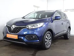 Blau Gebraucht 2021 Renault Kadjar Zen SUV | 19.800 € (Fairer Preis)