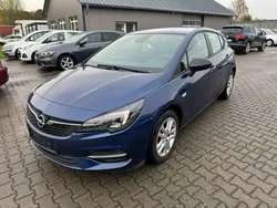 Blau Gebraucht 2021 Opel Astra Business Limousine | 11.900 € (Teuer)