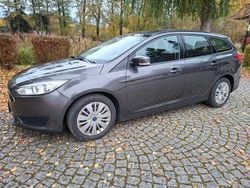 Grau Gebraucht 2016 Ford Focus Trend Kombi | 7.400 € (Guter Preis)