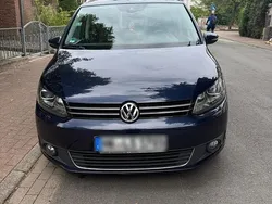 Blau Gebraucht 2013 VW Touran Van / Kleinbus | 8.300 € (Fairer Preis)