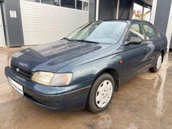 Blau Gebraucht 1996 Toyota Carina Limousine | 1.900 €