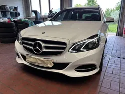 Weiß Gebraucht 2016 Mercedes E200 Avantgarde Limousine | 7.999 € (Teuer)