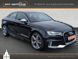 Mythosschwarz metallic Gebraucht 2020 Audi RS3 Comfort Kleinwagen | 42.990 € (Superpreis)