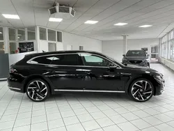 Schwarz Gebraucht 2022 VW Arteon R-line Kombi | 36.000 € (Teuer)