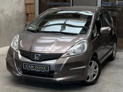 Braun Gebraucht 2013 Honda Jazz Trend Kleinwagen | 9.890 € (Fairer Preis)