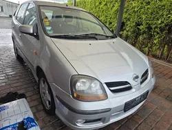 Silber Gebraucht 2002 Nissan Almera Tino Van / Kleinbus | 2.900 € (Etwas zu teuer)