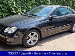 Obsidianschwarz Gebraucht 2003 Mercedes CLK240 Avantgarde Coupé | 6.900 € (Fairer Preis)
